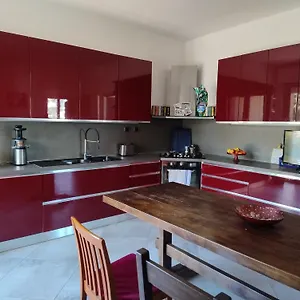 5 Terre Italian Delight Red Appartement